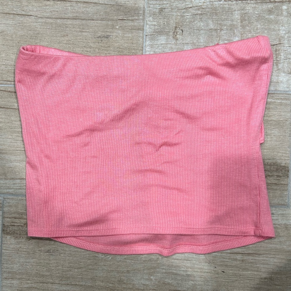 Pink Strapless Top - Picture 3 of 4
